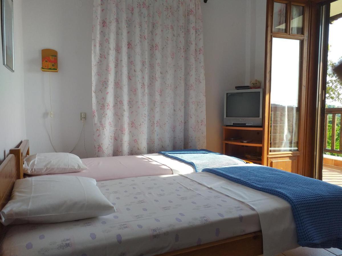 トロニ Hristos Houseヴィラ エクステリア 写真
