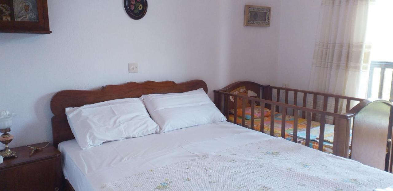 トロニ Hristos Houseヴィラ エクステリア 写真